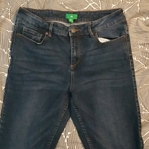 Dip Jean's - Picture 1 of 2